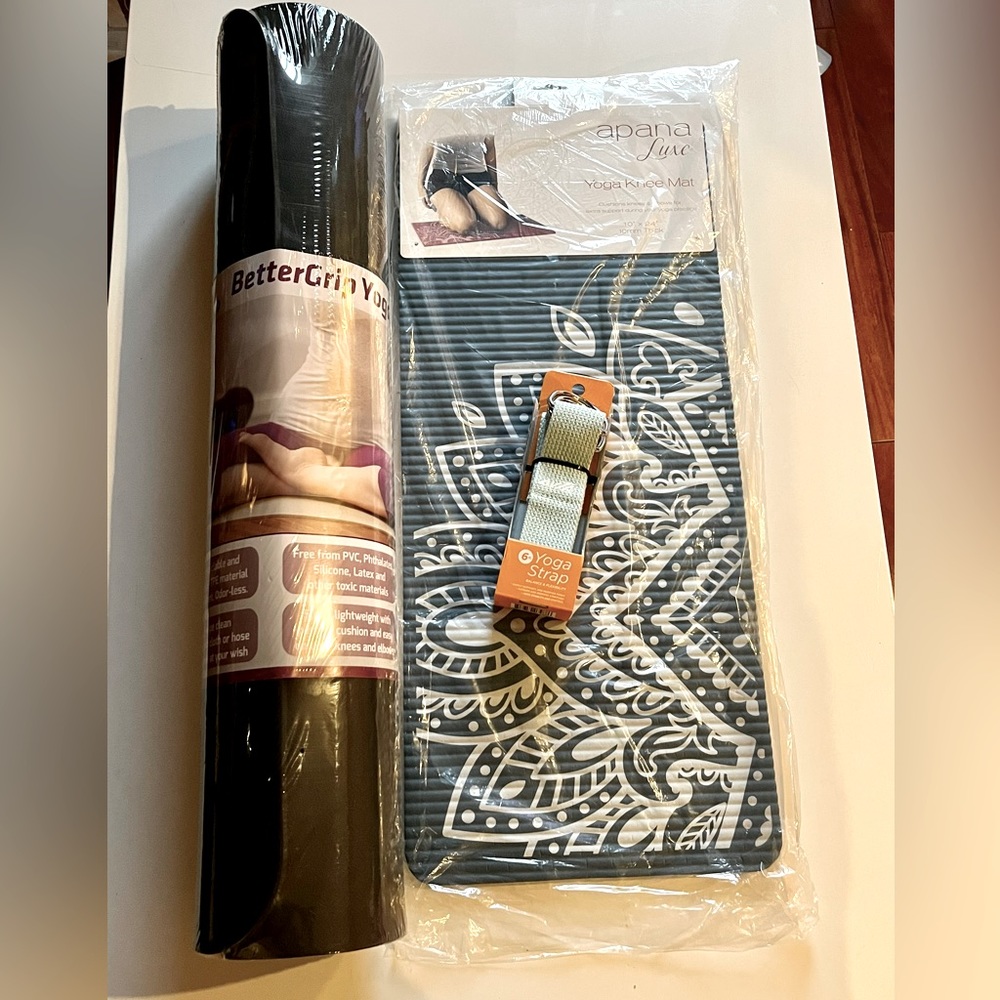 Yoga kit- Set of 3. Yoga mat,knee mat,yoga strap. Beginner kit. Various colors.